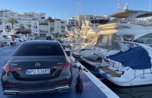 18 x 4.8 Mètre Poste d'amarrage Puerto Banus A Vendre (with Parking Space included)