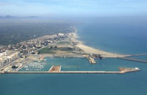 20 x 6 Mètre Poste d'amarrage Burriananova Port de Plaisance A Vendre