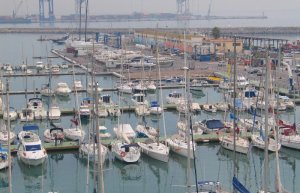 7 x 2.5 Mètre Poste d'amarrage Castellon Port de Plaisance