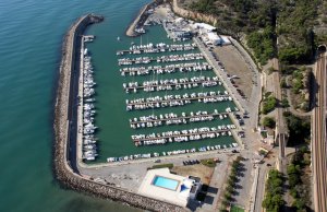 15 x 5 Mètre Poste d'amarrage Oropesa Del Mar Port de Plaisance