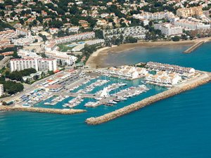 22 x 7 Mètre Poste d'amarrage Las Fuentas Port de Plaisance