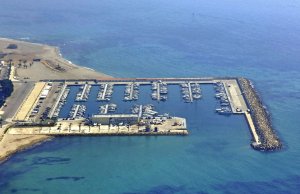 14 x 4 Mètre Poste d'amarrage Hospitalet de L'Infant Port de Plaisance