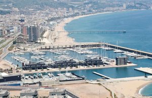 20 x 6 Mètre Poste d'amarrage Port de Plaisance Badalona Barcelona