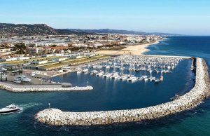 14 x4.75 Mètre Poste d'amarrage Port de Plaisance Premia de Mar