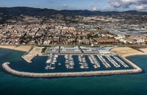 12 x 4 Mètre Poste d'amarrage Port de Plaisance Premia de Mar