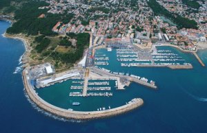 8.5 x 3 Mètre Poste d'amarrage L'Escala Port de Plaisance