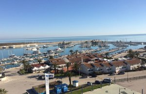 10 x 4 Mètre Poste d'amarrage Port de Plaisance di Pescara