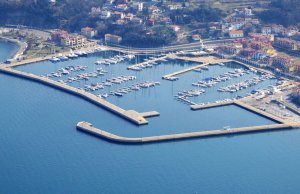 10 x 3.5 Mètre Poste d'amarrage Porto San Rocco Port de Plaisance