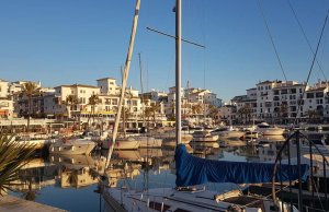 10 x 3.5 Mètre Poste d'amarrage Puerto de la Duquesa A Vendre