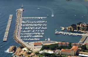 8 x 3 Mètre Poste d'amarrage Sant Feliu de Guixols Port de Plaisance A Vendre