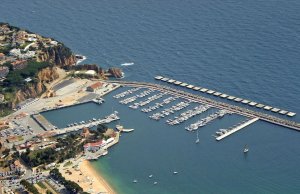 8 x 3 Mètre Poste d'amarrage Sant Feliu de Guixols Port de Plaisance A Vendre