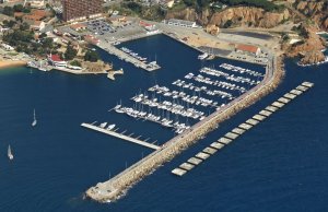 16 x 5 Mètre Poste d'amarrage Sant Feliu de Guixols Port de Plaisance A Louer