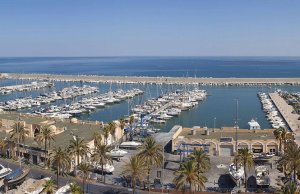 8 x 3 Mètre Poste d'amarrage Fuengirola Port de Plaisance A Louer