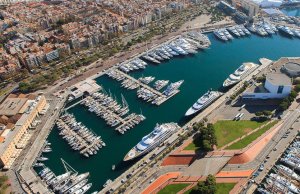 15 x 5 Mètre Poste d'amarrage Port Vell Port de Plaisance A Louer