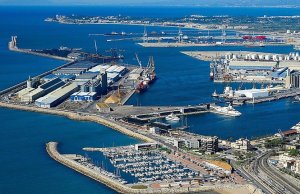 8 x 3.5 Mètre Poste d'amarrage Puerto deportivo Tarragona Port de Plaisance A Vendre