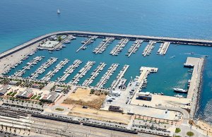 8 x 3 Mètre Poste d'amarrage Port Mataro Port de Plaisance A Vendre