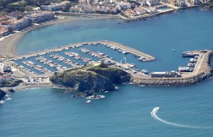 10 x 3.5 Mètre Poste d'amarrage Port de Llanca Port de Plaisance A Vendre