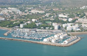 22 x 7 Mètre Poste d'amarrage Las Fuentas Port de Plaisance A Vendre