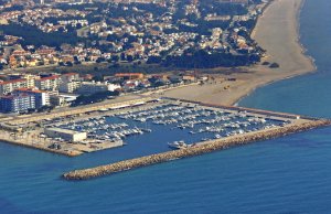 12 x 4 Mètre Poste d'amarrage Hospitalet de L'Infant Port de Plaisance A Vendre