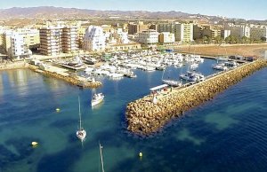 8 x 3 Mètre Poste d'amarrage CN Aguilas Port de Plaisance A Vendre