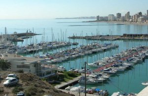 12 x 4 Mètre Poste d'amarrage Club Nautico Campello Port de Plaisance A Vendre