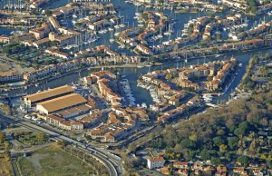 24 x 7 Mètre Poste d'amarrage Port des Marines de Cogolin Port de Plaisance A Vendre