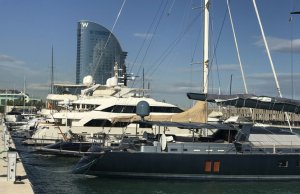 25 X 7 Mètre Poste d'amarrage Port de Plaisance Vela Barcelona A Louer