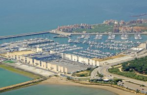 5 x 2.2 Mètre Poste d'amarrage Port de Plaisance Sherry A Vendre