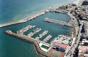 5 x 2 Mètre Poste d'amarrage Real Club Nauticio Roquetas de Mar Port de Plaisance A Vendre