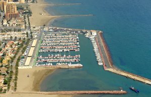 8 x 3 Mètre Poste d'amarrage Puerto Deportivo Pobla Port de Plaisance A Vendre