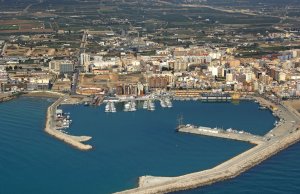 5 x 2 Mètre Poste d'amarrage Club Nautico Vinaros Port de Plaisance A Vendre