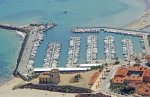 8 x 3 Mètre Poste d'amarrage Club Nautico Torre Horadada Port de Plaisance A Vendre