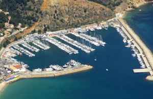 8 x 3 Mètre Poste d'amarrage Club Nautico Javea Port de Plaisance A Vendre