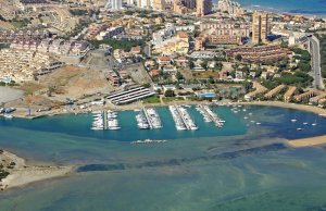 10 x 3 Mètre Poste d'amarrage Club Náutico Dos Mares Port de Plaisance A Vendre