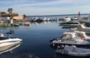 8 x 3 Mètre Poste d'amarrage Club Nautico Palma Nova Port de Plaisance A Vendre