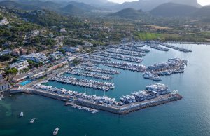 8 x 3 Mètre Poste d'amarrage Club De Vela Port D'Andratx Port de Plaisance A Vendre