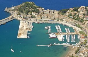 8 x 3 Mètre Poste d'amarrage Puerto de Soller Port de Plaisance Tramontana A Vendre