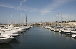 8 x 3 Mètre Poste d'amarrage Port de Plaisance de Cascais A Vendre