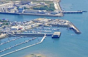 9 x 4 Mètre Poste d'amarrage Porto de Recreio de Olhão Port de Plaisance A Vendre