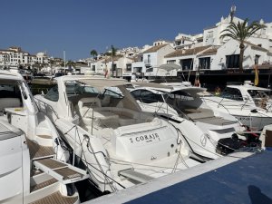 18 x 4.8 Mètre Poste d'amarrage Puerto Banus A Vendre (parking space included)