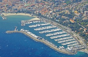 26 x 5.9 Mètre Poste d'amarrage San Remo Portosole Port de Plaisance A Vendre