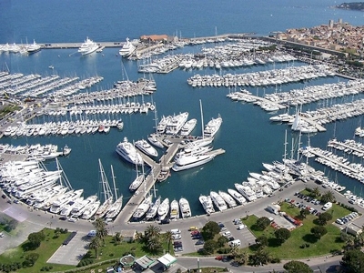 Club Nautico Punta Umbria Port de plaisance - Postes d'amarrage / Amarres