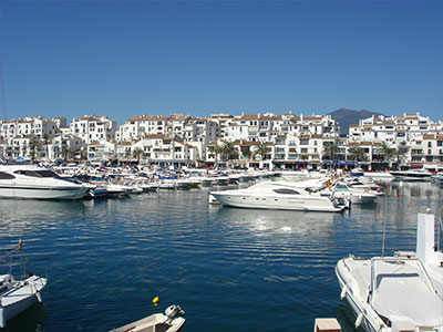 Puerto Jose Banús Port de plaisance -  Port de plaisance Postes d'amarrage