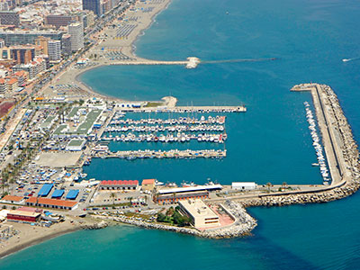 Fuengirola Port de plaisance - Postes d'amarrage / Amarres