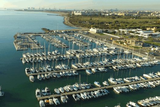 CN Canet d’en Berenguer (siles) Port de plaisance- Postes d'amarrage / Amarres