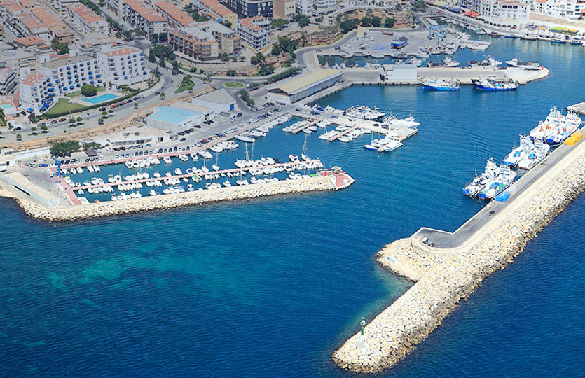 CN L'Ametlla de Mar Port de plaisance  - Postes d'amarrage / Amarres