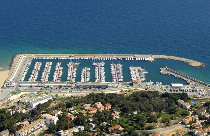 Torredembarra Port de plaisance - Postes d'amarrage / Amarres