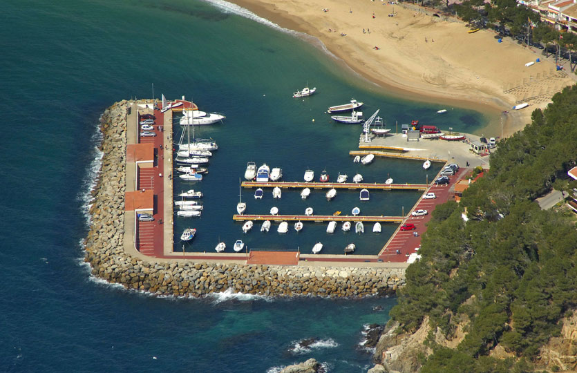 Llafranc Port de plaisance - Postes d'amarrage / Amarres