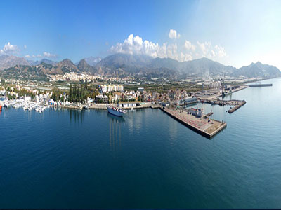 Motril Port de plaisance - Postes d'amarrage / Amarres