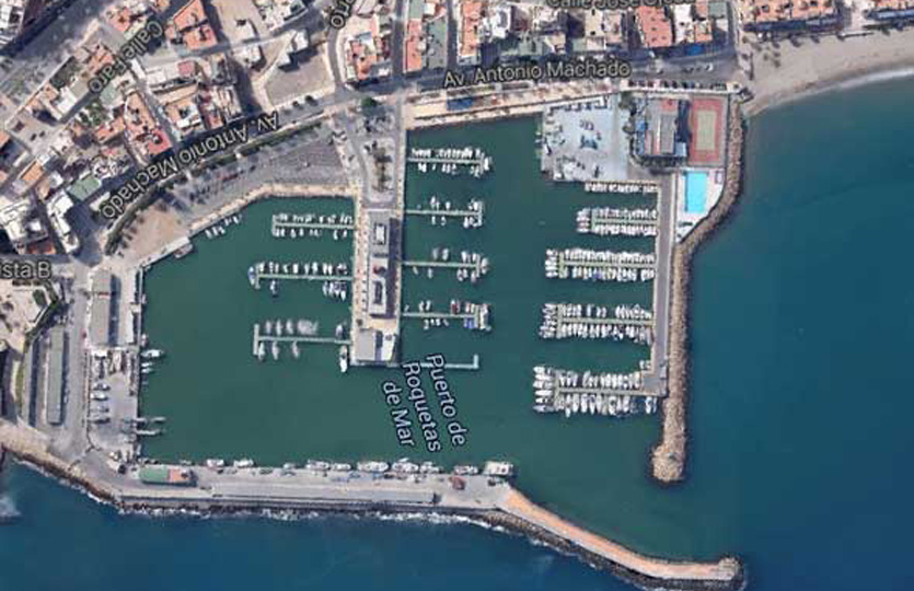 CN Roquetas de Mar Port de plaisance - Postes d'amarrage / Amarres